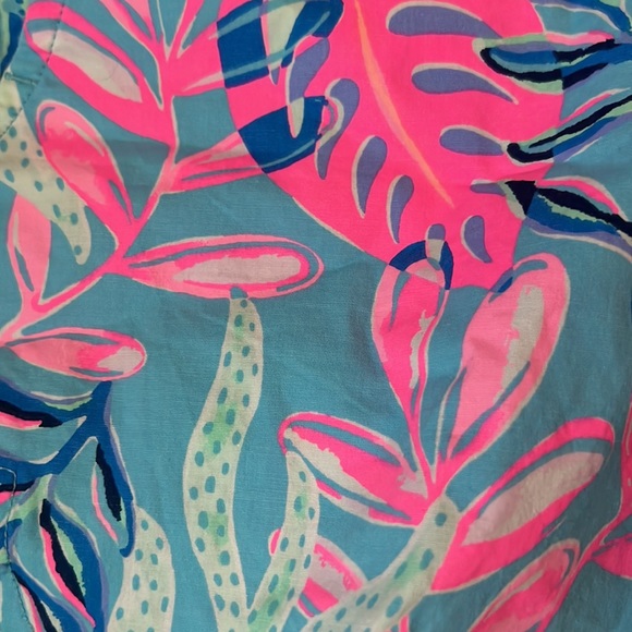 lilly pulitzer shorts - Picture 2 of 4